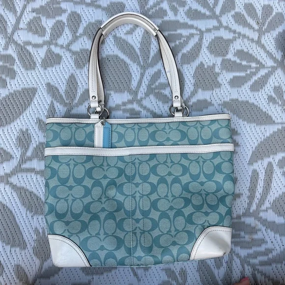Coach Chelsea Heritage Monogram Tote - Picture 2 of 9
